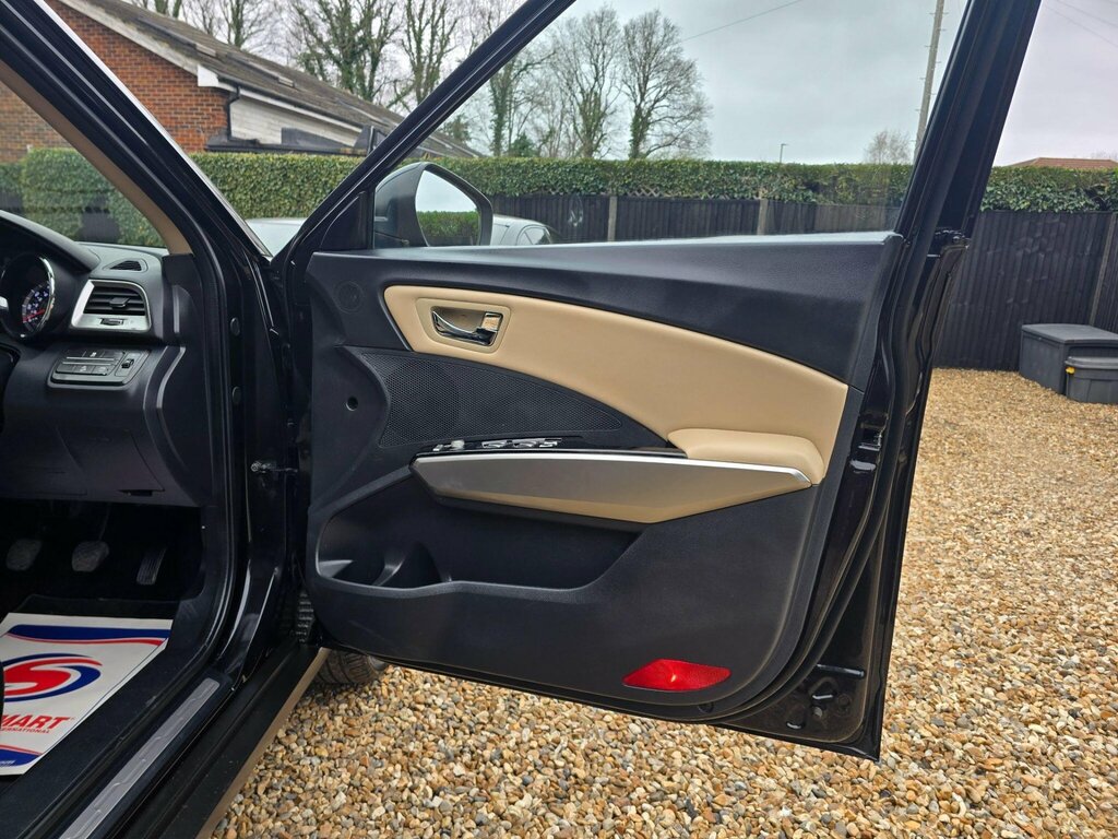 SsangYong Tivoli 1.6P Ultimate Euro 6 Ss RK70AYB Black #6