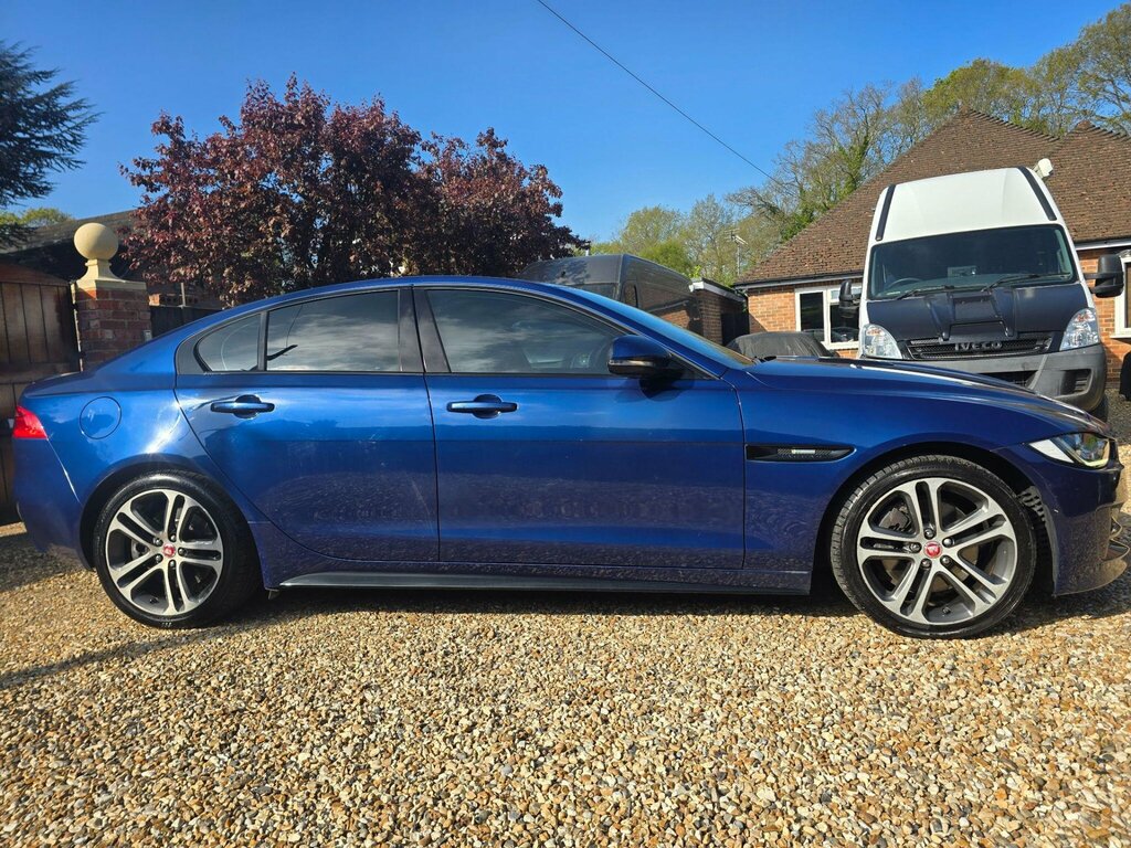 Jaguar XE 2.0 Gtdi R-sport Euro 6 Ss LA16GMG Blue #2