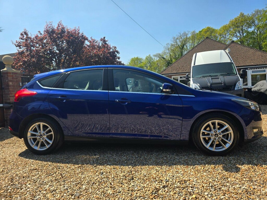 Ford Focus 1.5 Tdci Zetec Euro 6 Ss YS16VRZ Blue #2