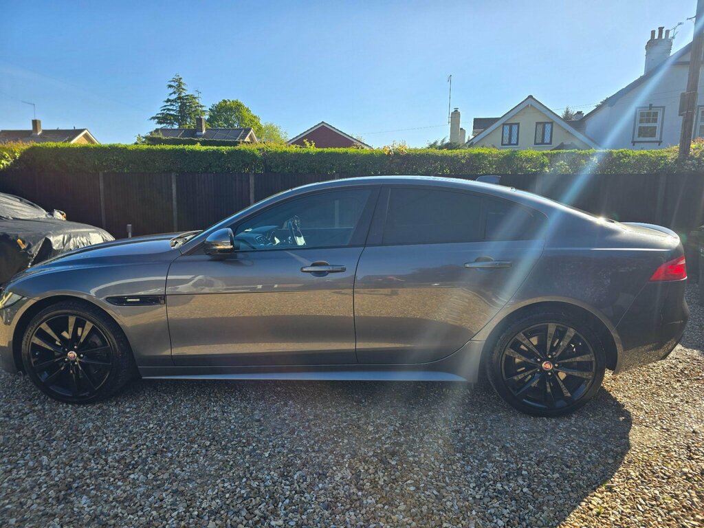 Jaguar XE 2.0D R-sport Awd Euro 6 Ss KV68RXG Grey #3