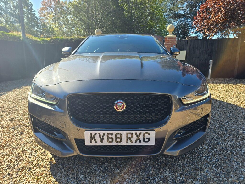 Jaguar XE 2.0D R-sport Awd Euro 6 Ss KV68RXG Grey #4