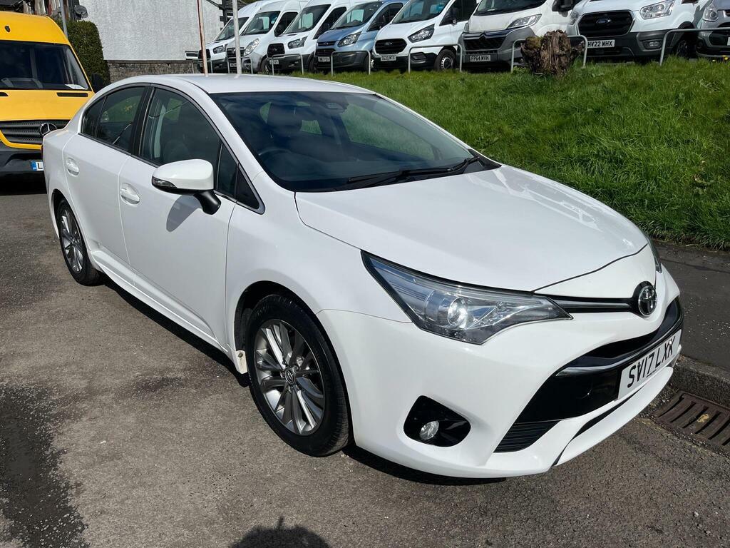 Toyota Avensis 1.8 V-matic Business Edition Euro 6 White