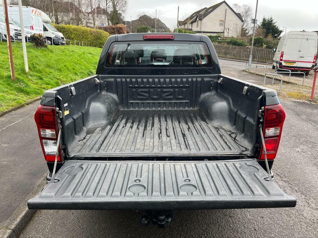 Isuzu D-Max 2.5 Td Yukon 4X4 Black #6