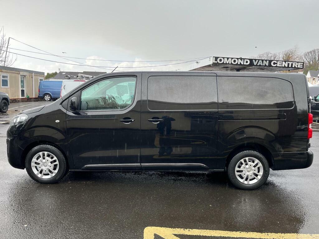 Vauxhall Vivaro 2.0 Turbo D 3100 Sportive L2 H1 Euro 6 S S FP72PYL Black #2