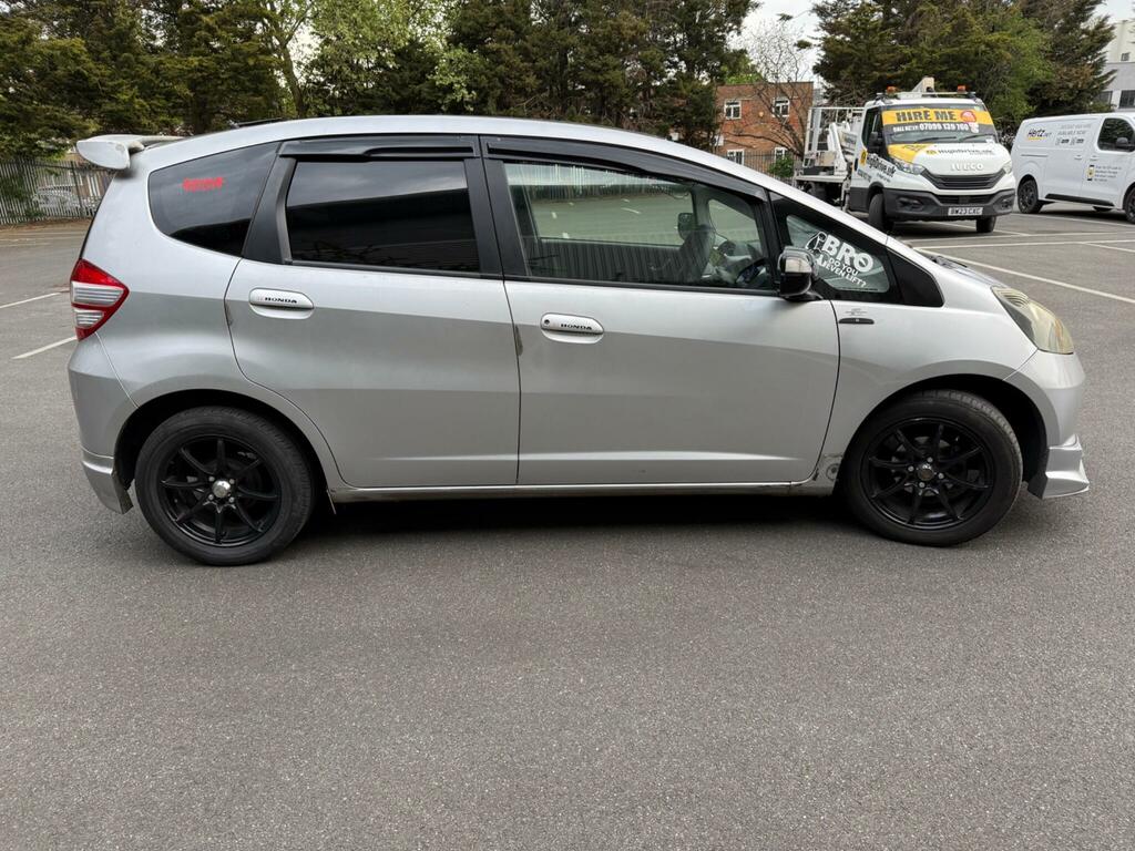 Honda Fit 1.3L Hybrid  #6