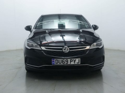 Vauxhall Astra Hatchback DU69PYJ Black #2