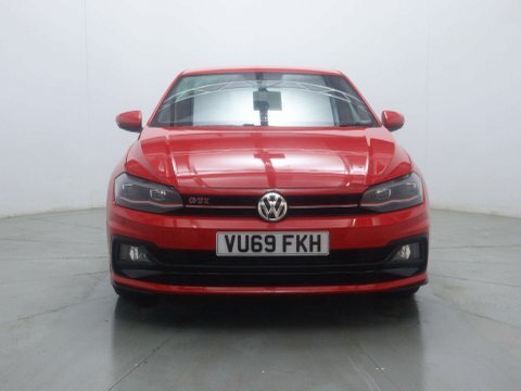 Volkswagen Polo Hatchback VU69FKH Red #2