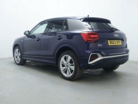 Audi Q2 Suv BD23XFP Blue #5
