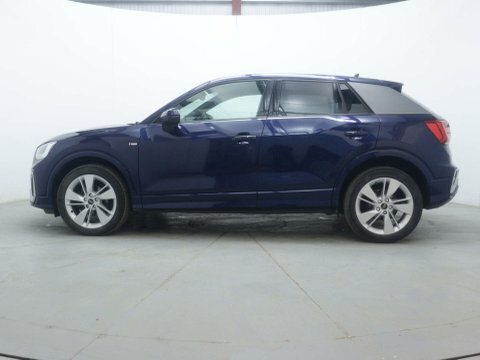 Audi Q2 Suv BD23XFP Blue #4