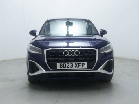 Audi Q2 Suv BD23XFP Blue #2