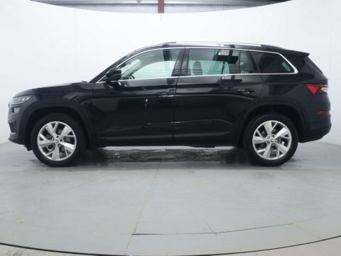 Skoda Kodiaq Suv YP72RXV Black #4