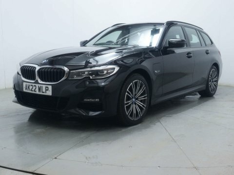 BMW 3 Series Estate AK22WLP Black #3