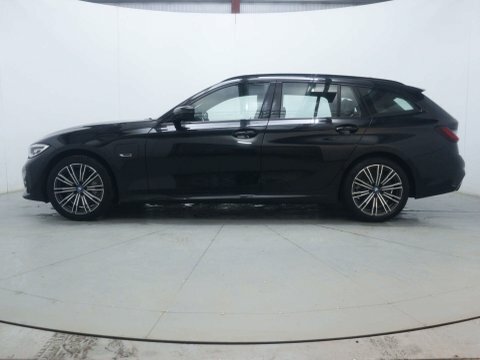 BMW 3 Series Estate AK22WLP Black #4