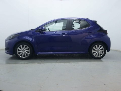 Toyota Yaris Hatchback AO72HTJ Blue #4
