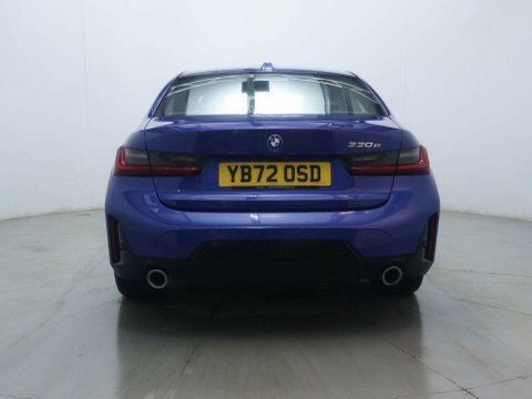BMW 3 Series Saloon YB72OSD Blue #6
