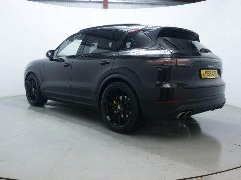 Porsche Cayenne Suv LH68AHE Black #5