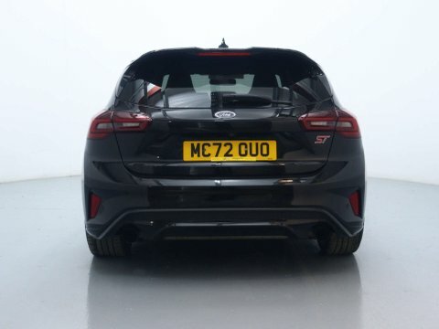 Ford Focus Hatchback MC72OUO Black #6