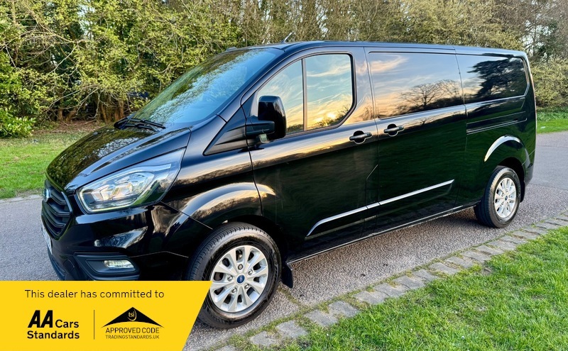 Ford Transit Custom 2.0 300 Ecoblue Limited SA72BCU Black #5