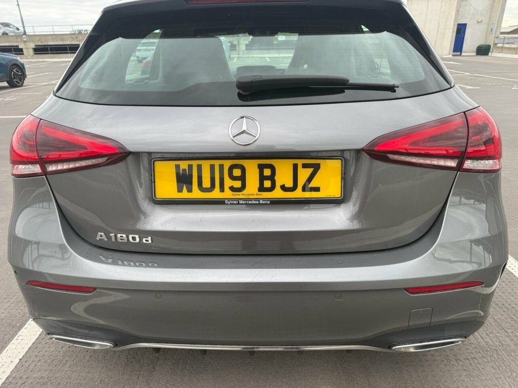 Mercedes-Benz A Class 1.5L Amg Line WU19BJZ Grey #6