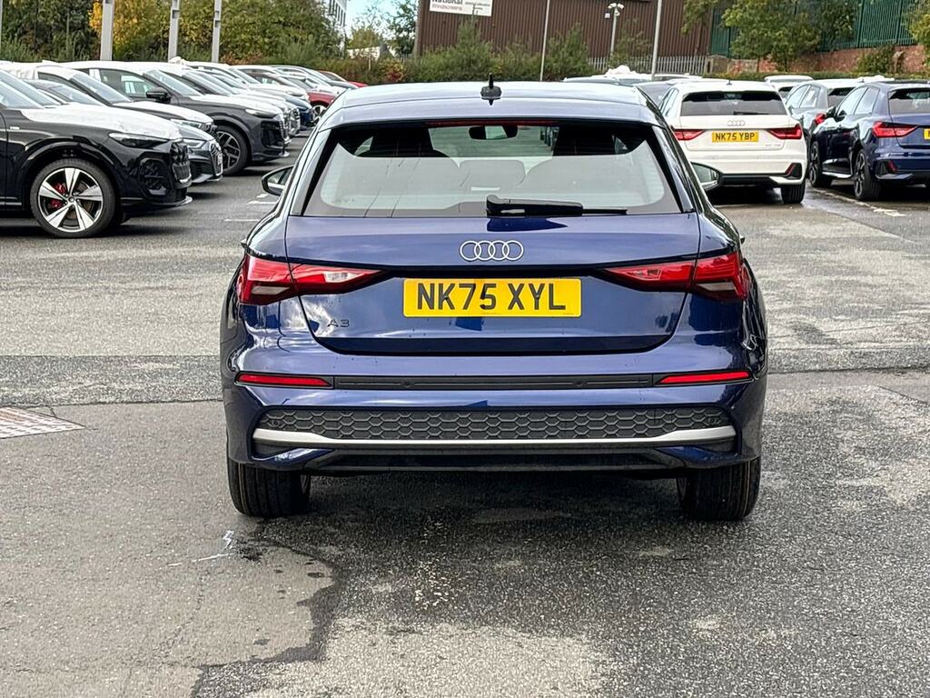 Audi A3 40 Tfsi E Sport S Tronic NK75XYL Blue #4