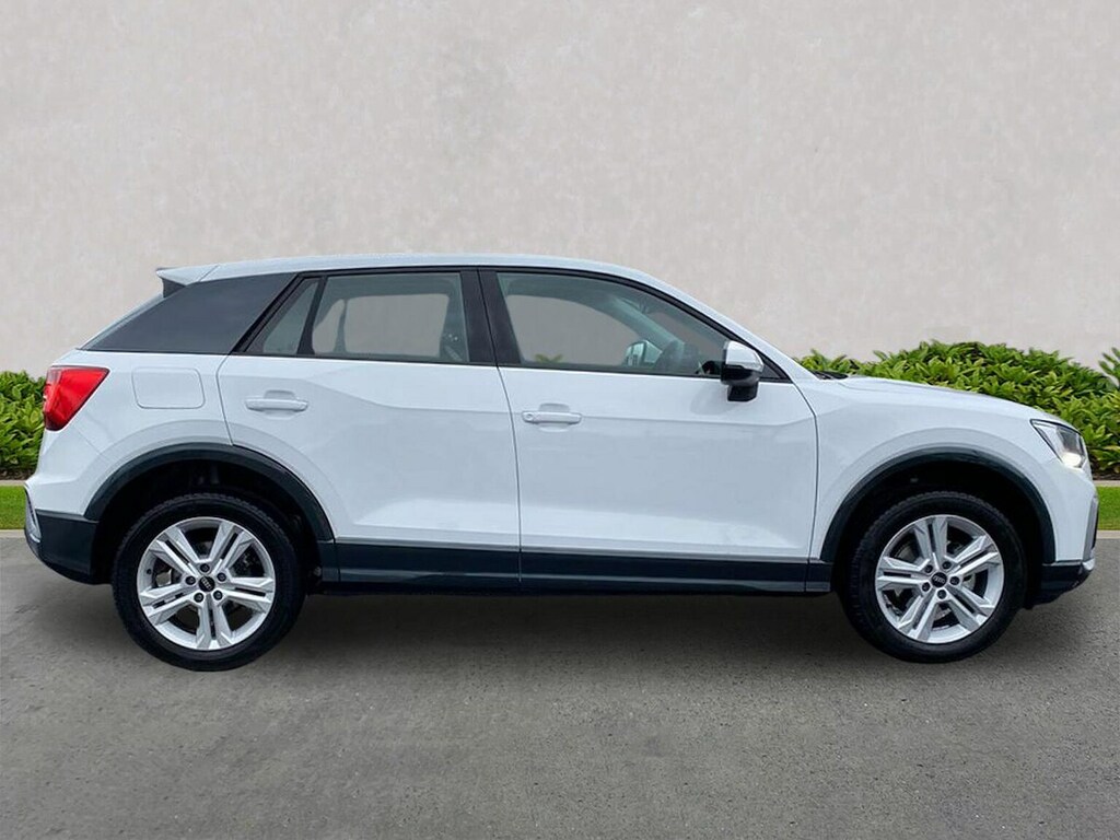 Audi Q2 30 Tfsi 116 Sport RE75DYC White #3