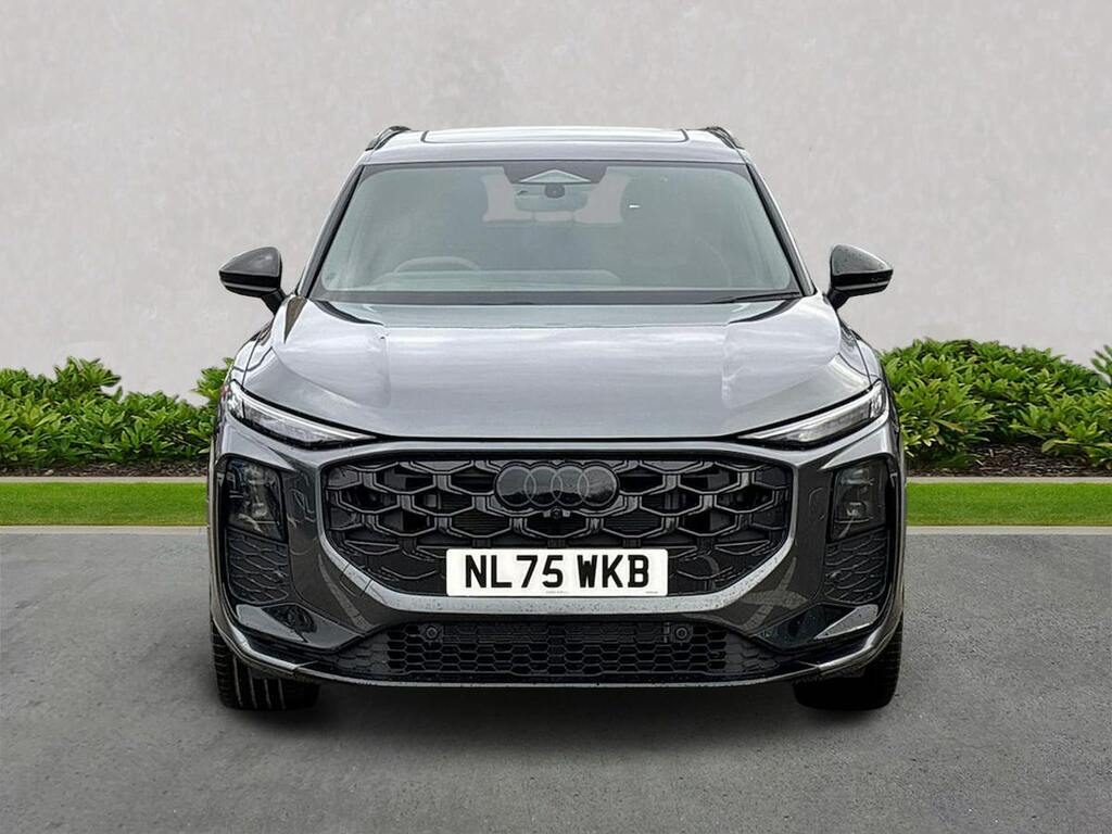 Audi Q3 1.5 E-hybrid Launch Edition S Tronic NL75WKB Grey #5