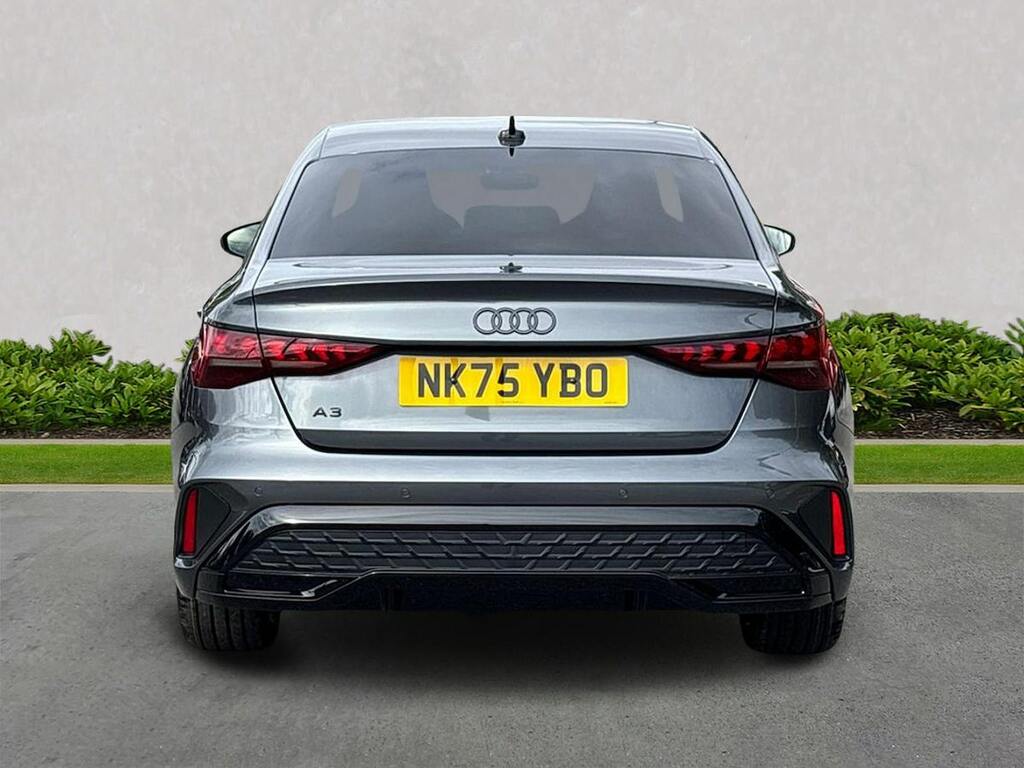 Audi A3 2.0 Tdi 150 Black Edition S Tronic NK75YBO Grey #4