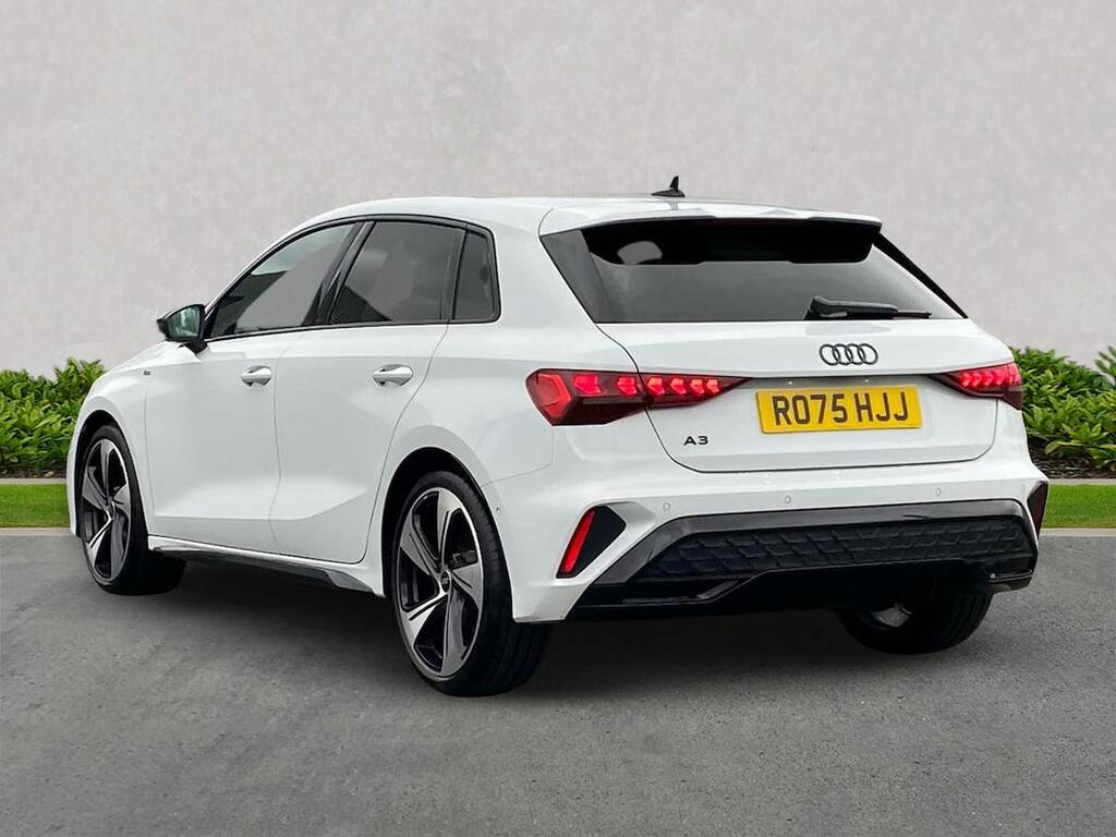 Audi A3 35 Tfsi Black Edition S Tronic RO75HJJ White #2