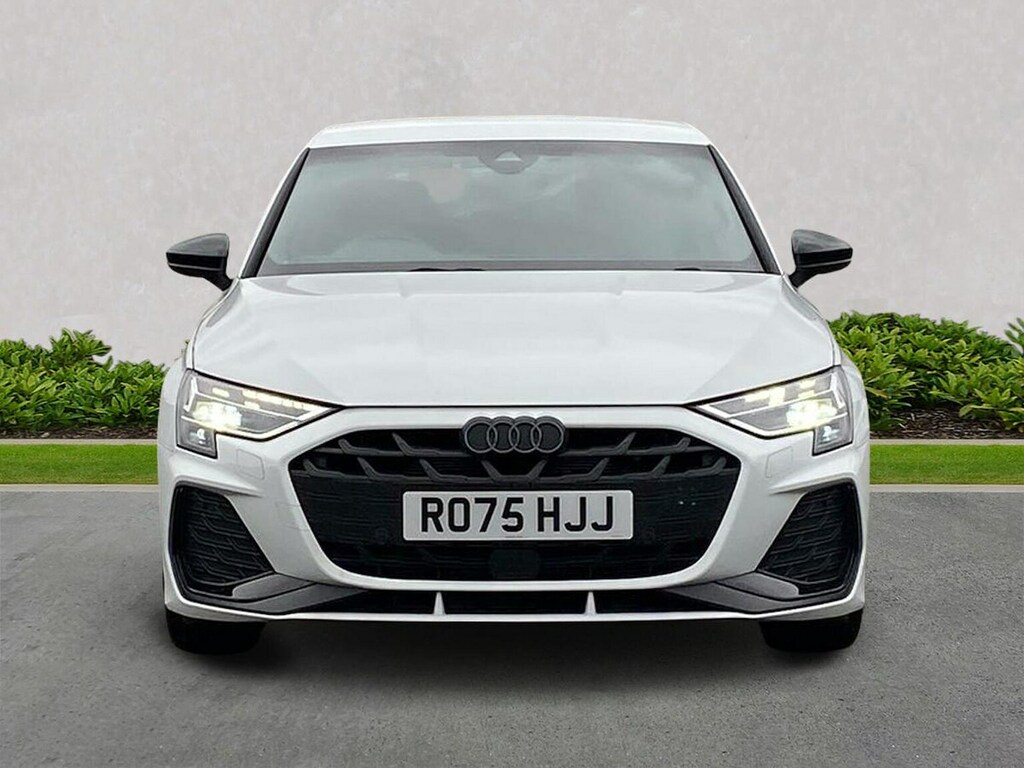 Audi A3 35 Tfsi Black Edition S Tronic RO75HJJ White #5