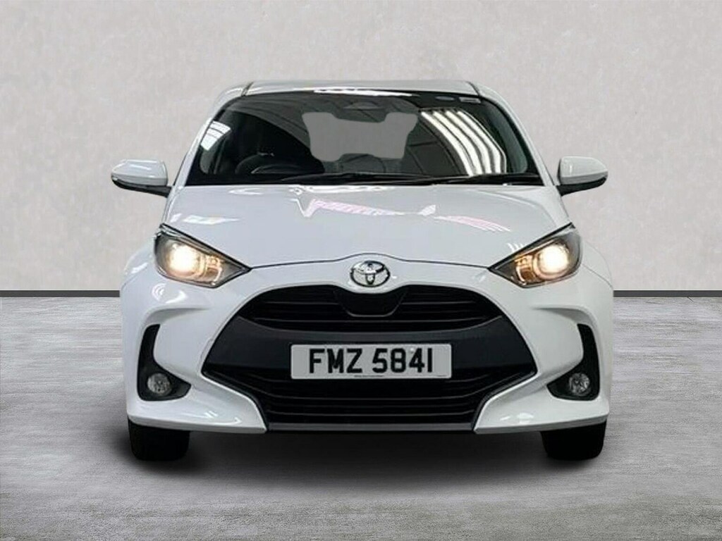 Toyota Yaris 1.5 Vvt-h Icon Hatchback Hybrid E-cvt E FMZ5841 White #5
