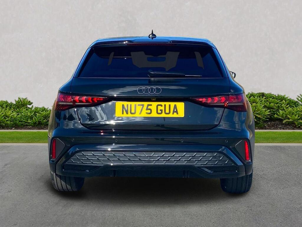 Audi A3 1.5 Tfsi 150 Black Edition S Tronic NU75GUA Black #4