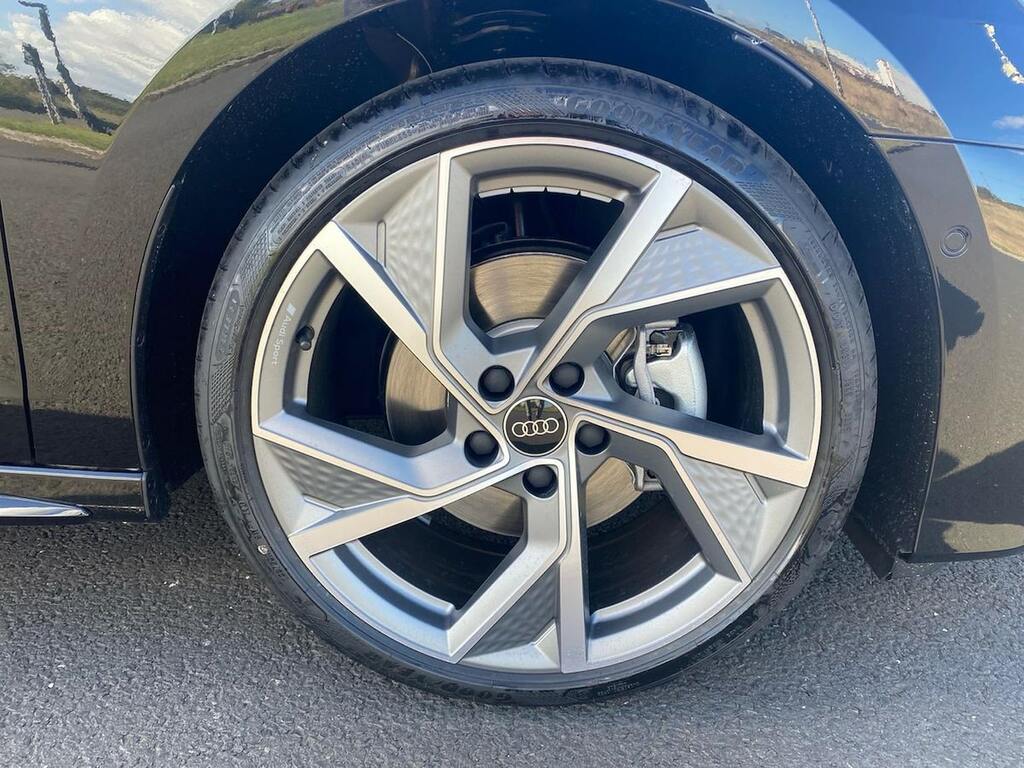 Audi A3 1.5 Tfsi 150 Black Edition S Tronic NU75GUA Black #6