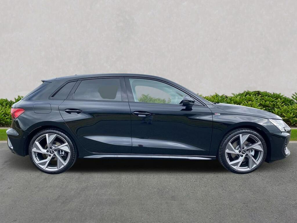 Audi A3 1.5 Tfsi 150 Black Edition S Tronic NX75LSE Black #3