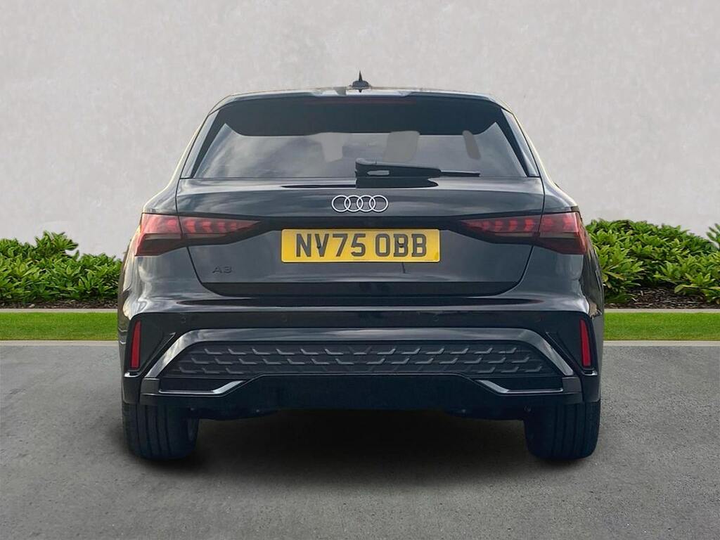 Audi A3 1.5 Tfsi E 204 S Line S Tronic NV75OBB Black #4