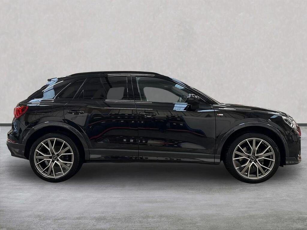 Audi Q3 35 Tfsi Black Edition S Tronic Tech Pack RK75FAA Black #3