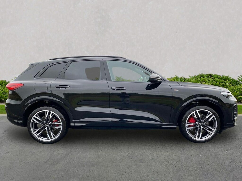 Audi Q5 2.0 Tdi Quattro Edition 1 S Tronic NU75RXB Black #3