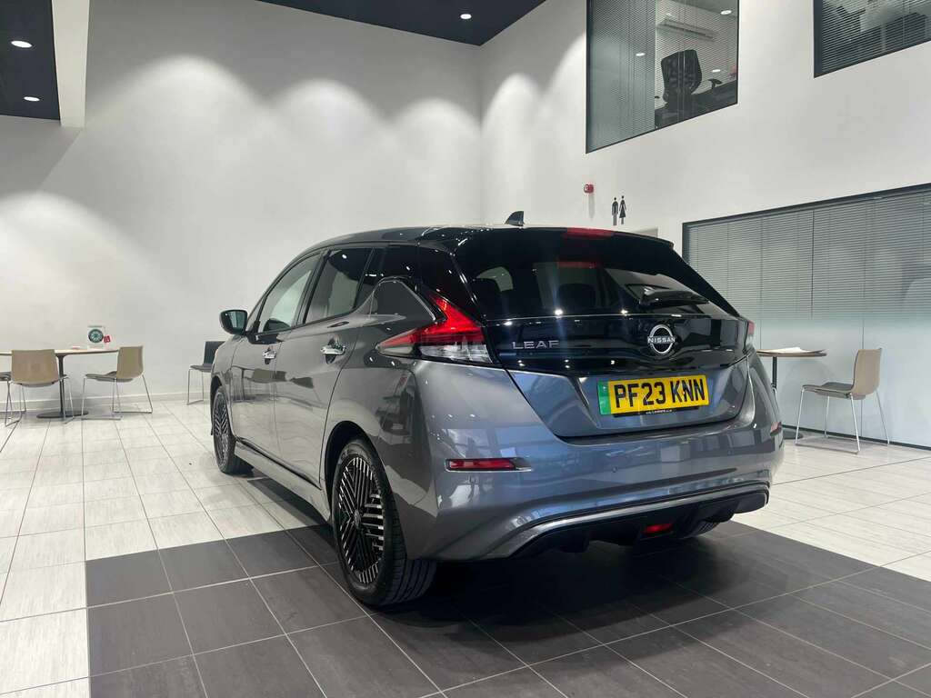 Nissan Leaf 110Kw N-connecta 39Kwh PF23KNN Grey #2