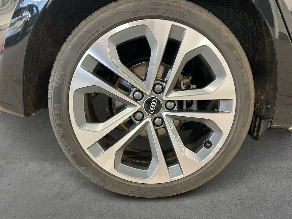 Audi A3 40 Tfsi E S Line S Tronic RV75ZBJ Black #6