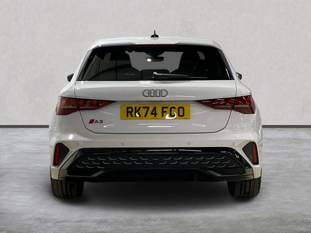 Audi A3 1.5 Tfsi 35 S Line Sportback Eur White #4