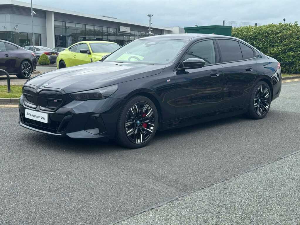 BMW i5 442Kw M60 Xdrive 84Kwh GV73EHD Black #3
