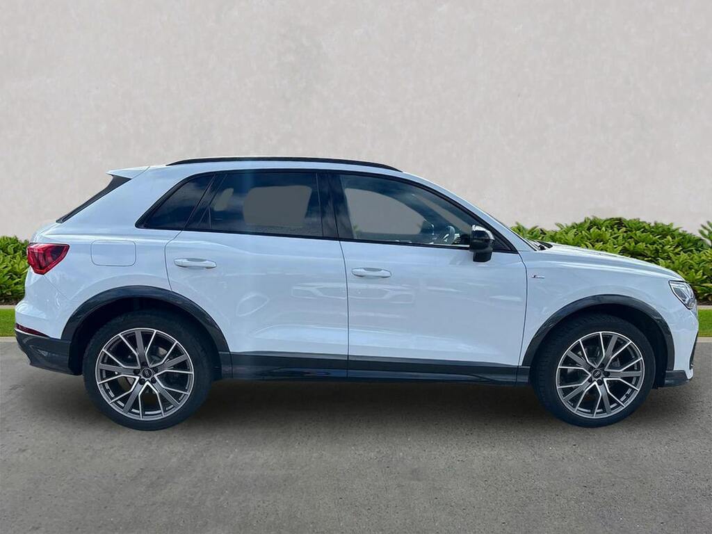 Audi Q3 35 Tfsi Black Edition S Tronic Tech Pack NG25XAU White #3