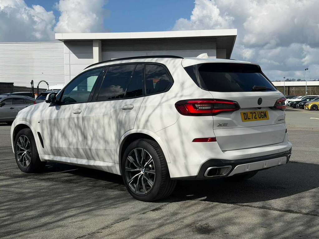 BMW X5 Xdrive30d Mht M Sport DL72UGM White #6