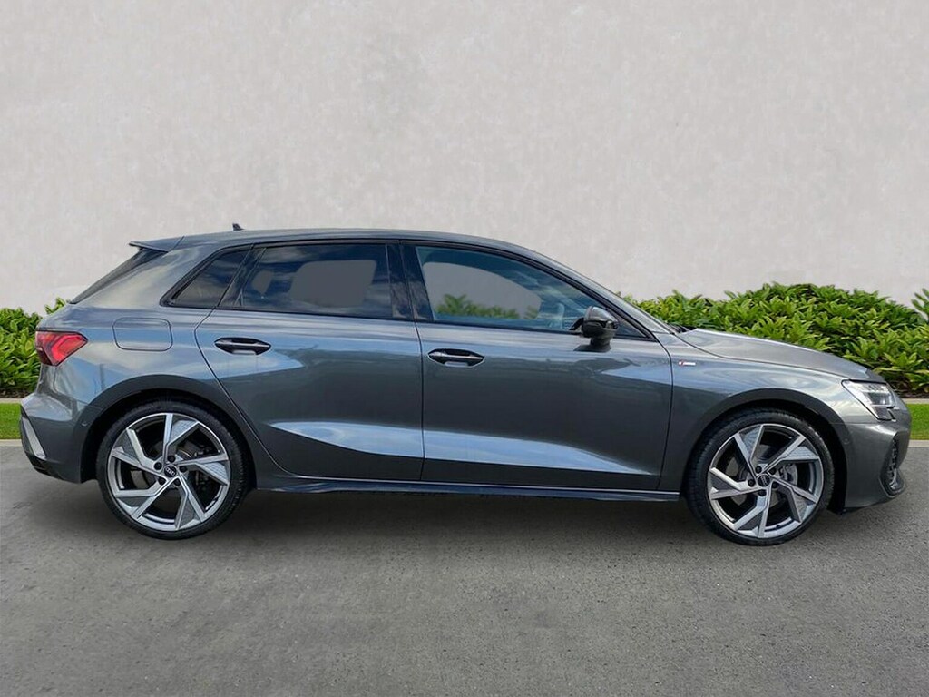 Audi A3 1.5 Tfsi 150 Black Edition Tech Pack RK75CUW Grey #3