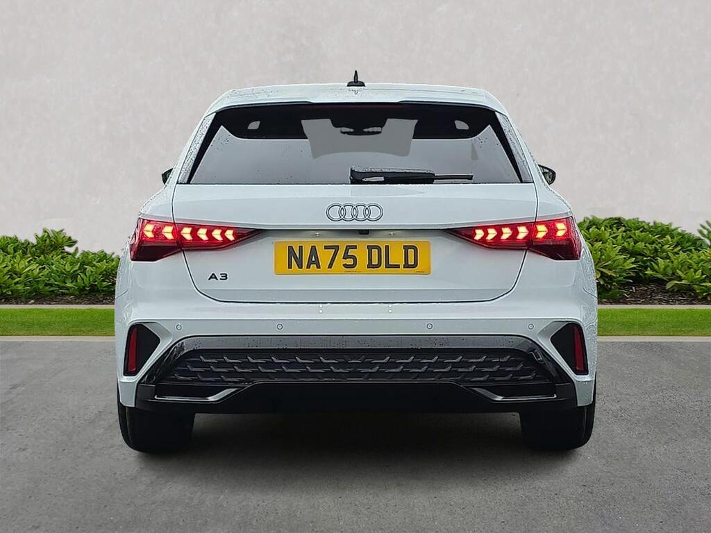 Audi A3 1.5 Tfsi 150 S Line S Tronic NA75DLD White #4