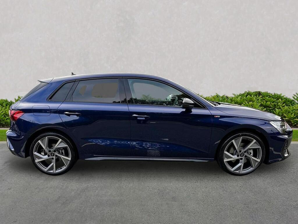 Audi A3 2.0 Tdi 150 Black Edition S Tronic NK75XZB Blue #3