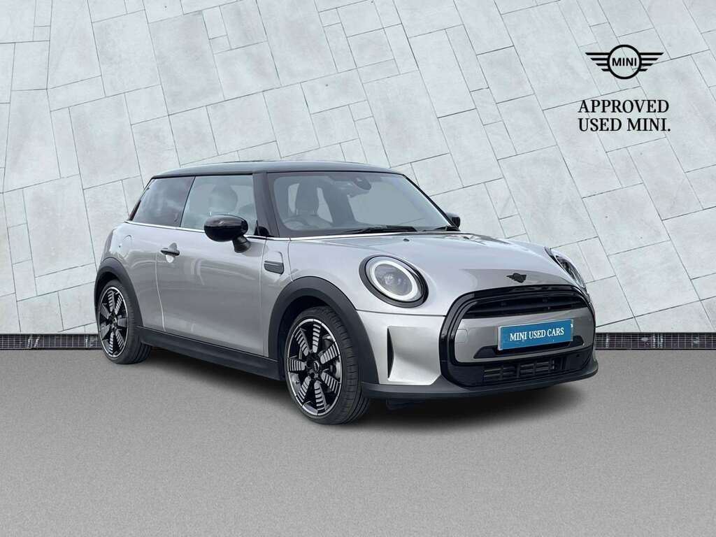 Mini Hatch 1.5 Cooper Exclusive Silver