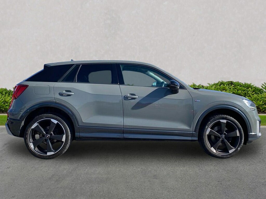 Audi Q2 1.4 Tfsi Cod Edition 1 Suv S Tronic Eur MH13CLH Grey #3