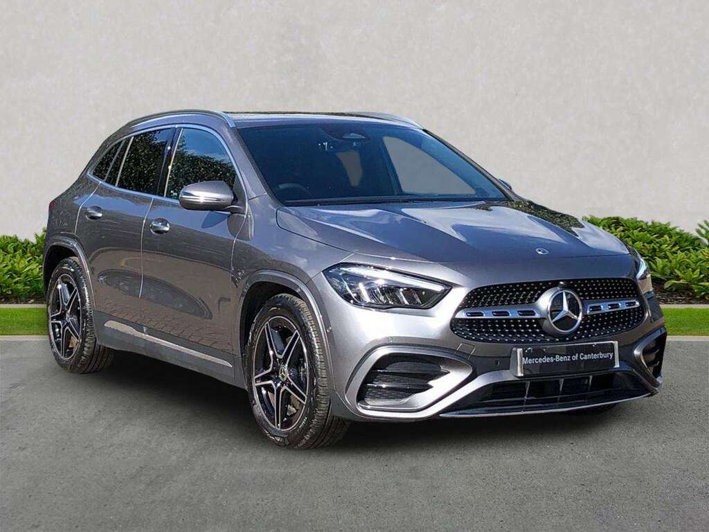 Mercedes-Benz GLA Class Gla 220D 4Matic Amg Line Executive Grey