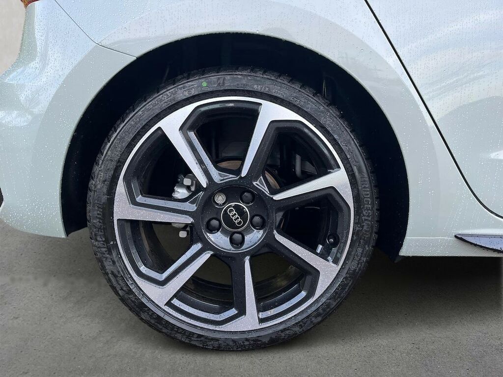 Audi A1 30 Tfsi Black Edition SB75OWO Silver #6