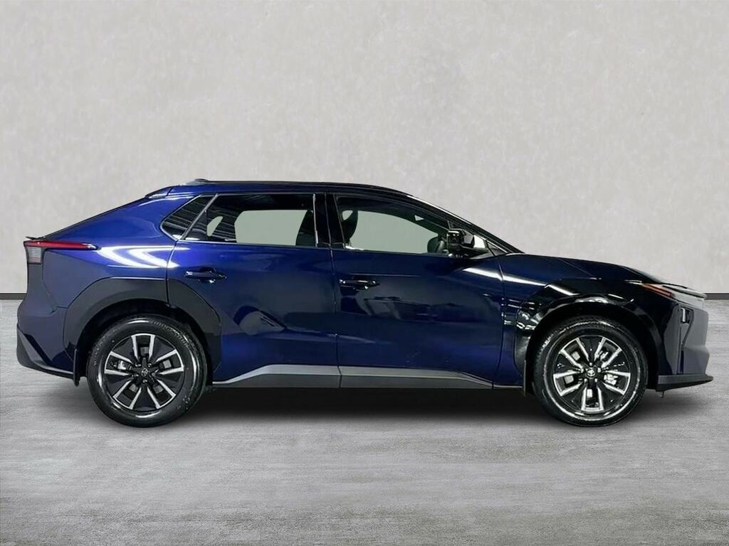 Toyota bZ4X 73.1Kwh Design Suv 224 Ps JMZ5117 Blue #3